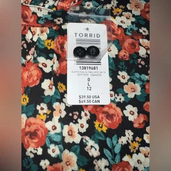 NWT Torrid ditsy floral sleeveless top. Size 0. - Picture 3 of 7